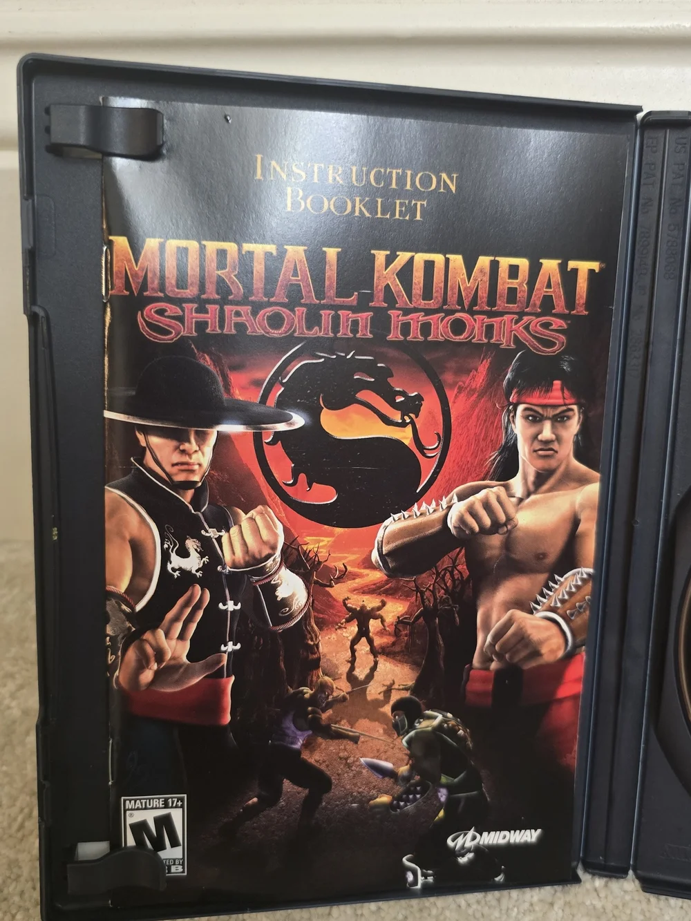 Sony Mortal Kombat: Shaolin Monks - Black/Red Game Case